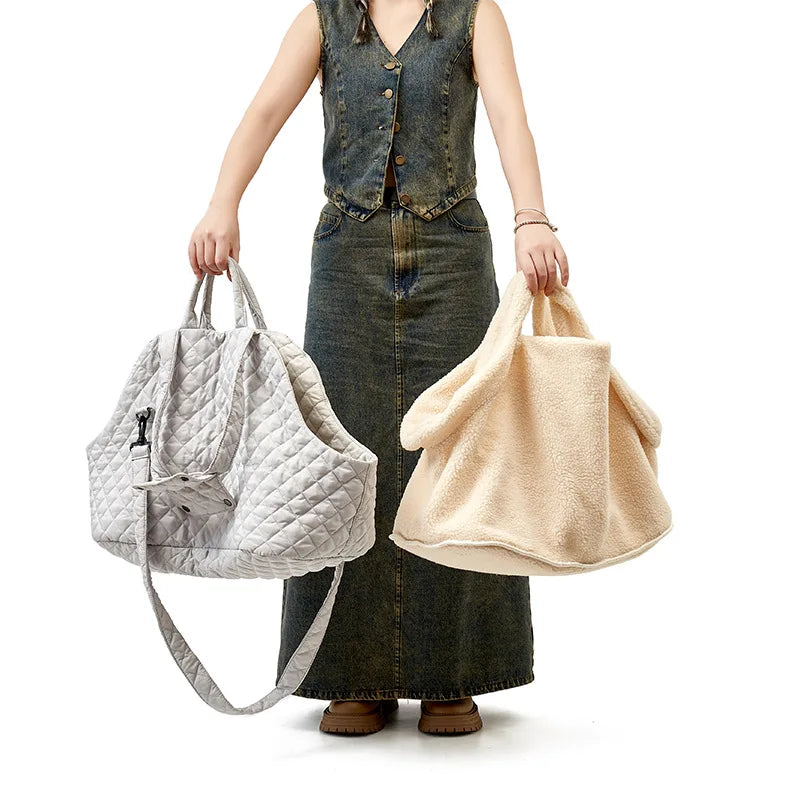 Pet Handbag for Cats - Quilted Shoulder Bag for Autumn &amp; Winter