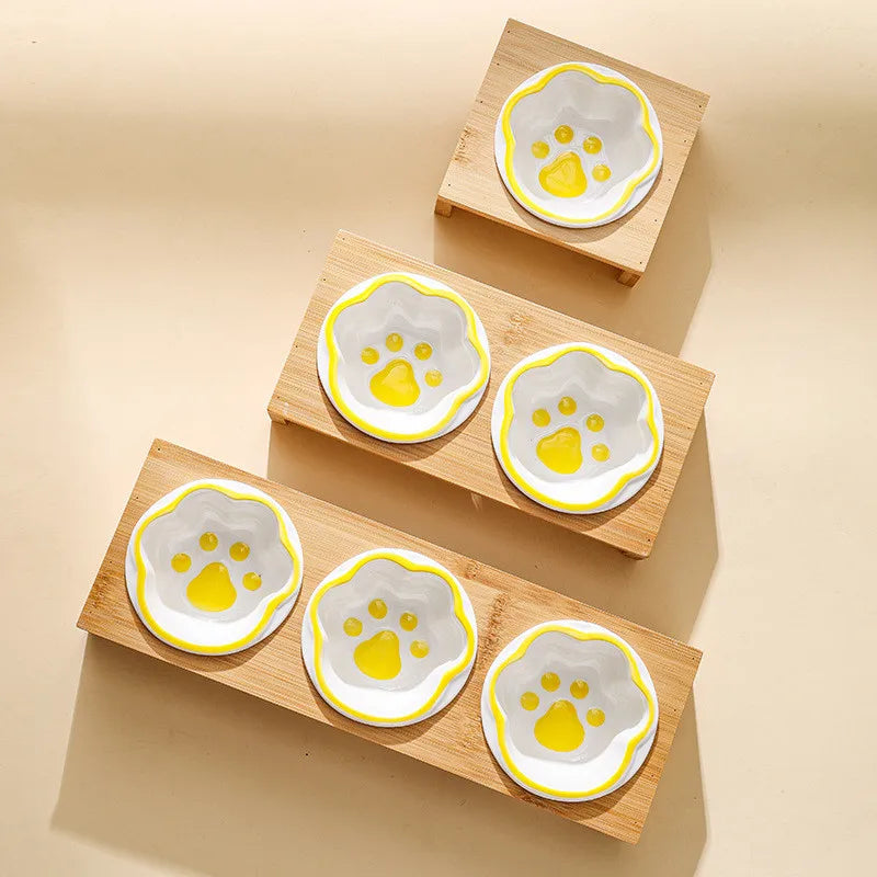 Keramik Futterstation für Katzen & Hunde – 3 Näpfe mit Bambusständer | Pets & Home