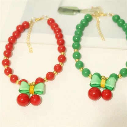 Collar de perlas para mascotas: hecho a mano, diseño de cereza para perros y gatos.
