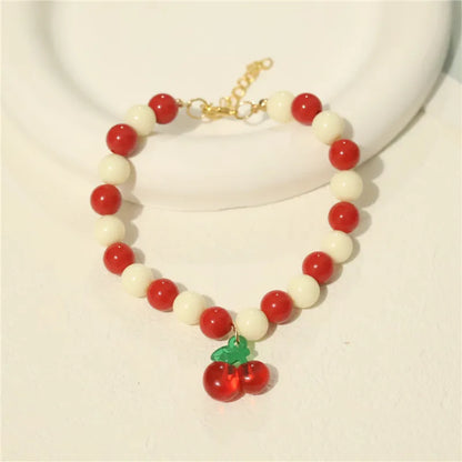 Collar de perlas para mascotas: hecho a mano, diseño de cereza para perros y gatos.
