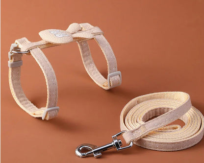 Verstellbares Cartoon-Geschirr mit Leine – Komfortable Halsung für Katzen & kleine Hunde