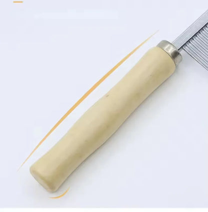 Wooden handle dog &amp; cat comb – stainless steel teeth, 40 teeth – removes loose hair &amp; undercoat
