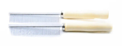 Wooden handle dog &amp; cat comb – stainless steel teeth, 40 teeth – removes loose hair &amp; undercoat