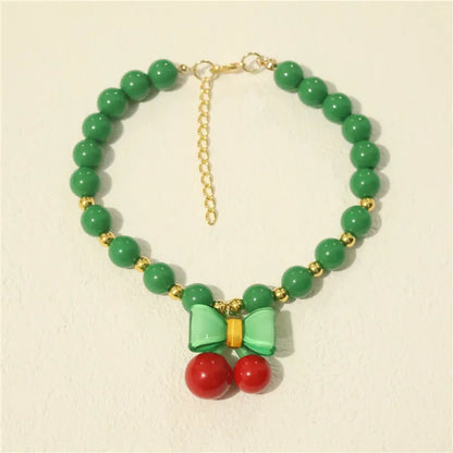 Collar de perlas para mascotas: hecho a mano, diseño de cereza para perros y gatos.