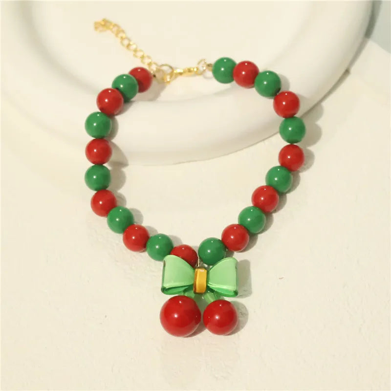 Collar de perlas para mascotas: hecho a mano, diseño de cereza para perros y gatos.