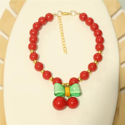 Collar de perlas para mascotas: hecho a mano, diseño de cereza para perros y gatos.