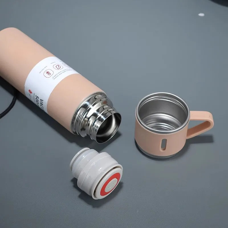 Termo de acero inoxidable de 500 ml con aislamiento al vacío para café y té.