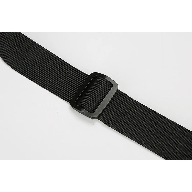 Bolso bandolera impermeable para hombre: ideal para senderismo, ciclismo y viajes.